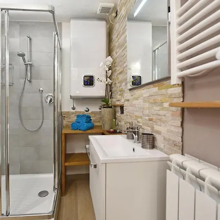 Giomein - Cervino Chalet Apartment *